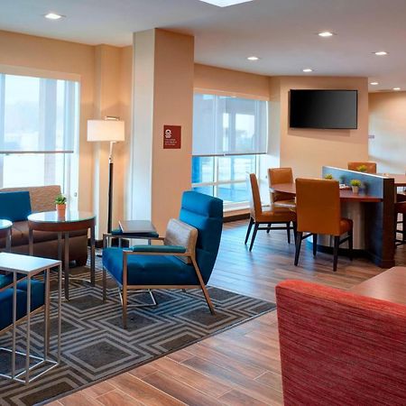 Towneplace Suites By Marriott Grand Rapids Airport Exteriör bild